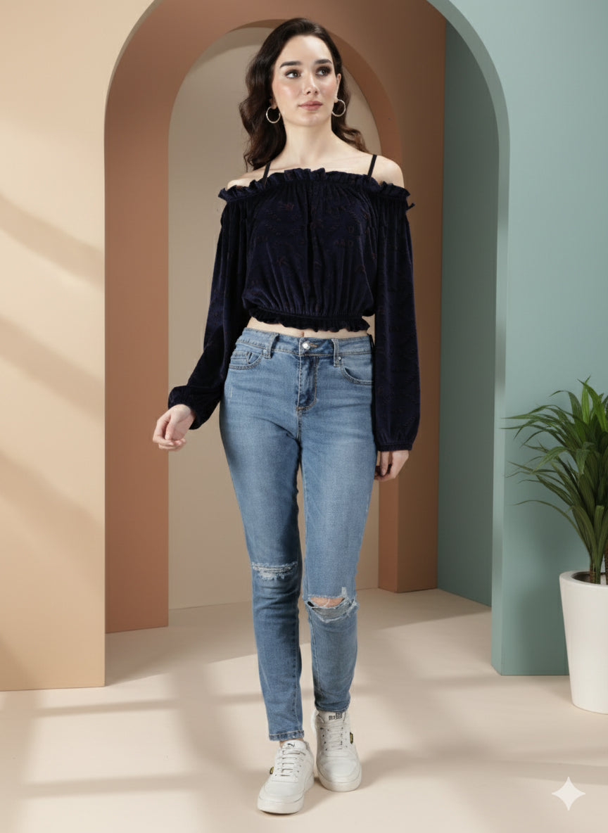 EMBOSED DOWNSHOLDER TOP