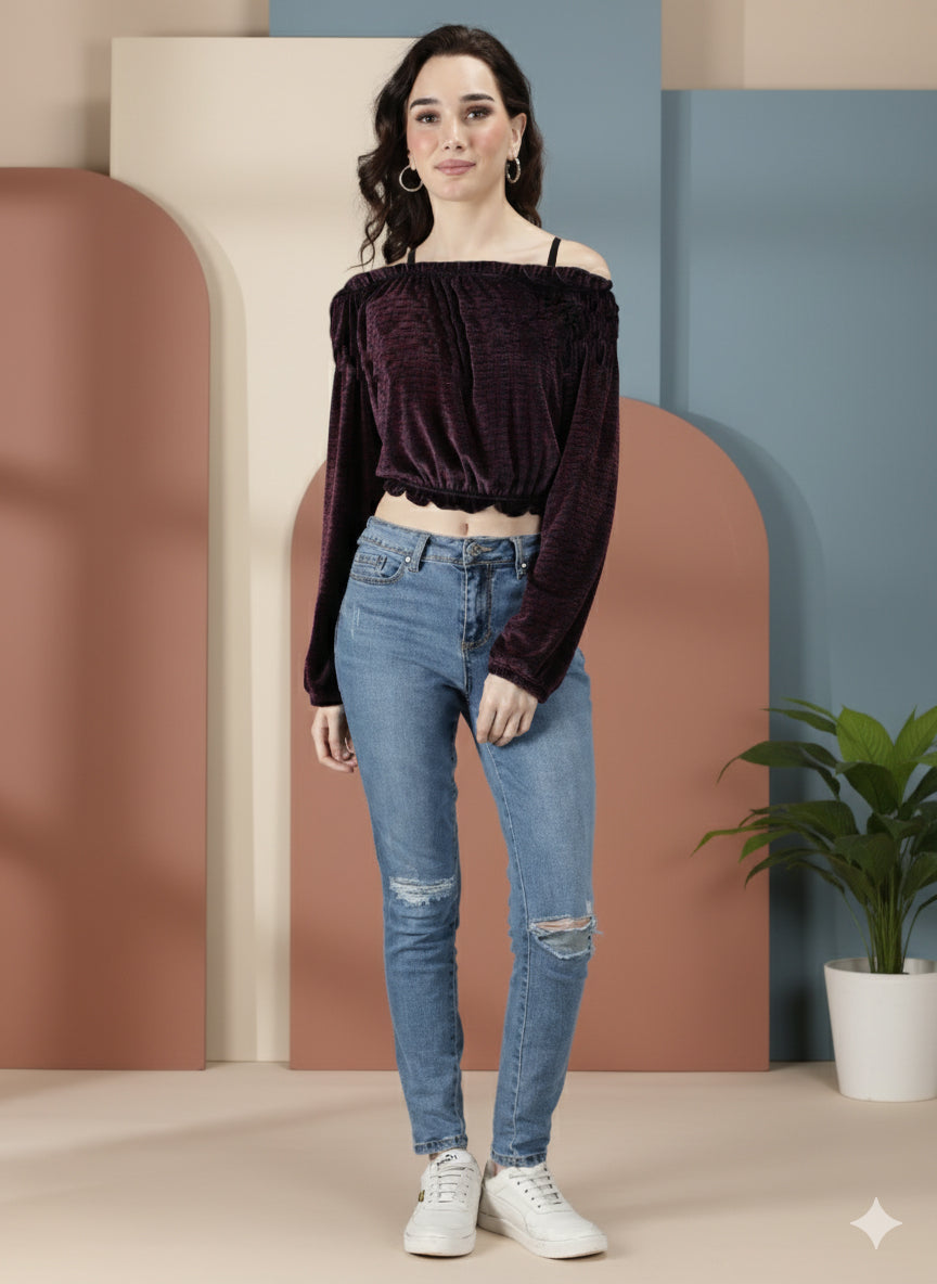 EMBOSED DOWNSHOLDER TOP